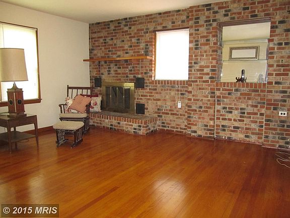 Comfortable Family Room with Fireplace