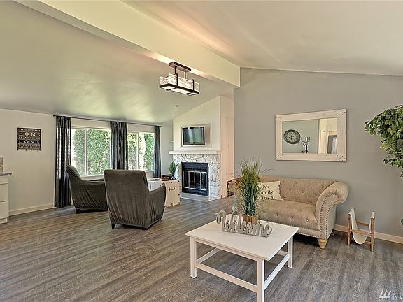 5th image of 13421 Pilchuck Way