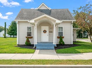 305 W Pearl St, Trafalgar, IN 46181
