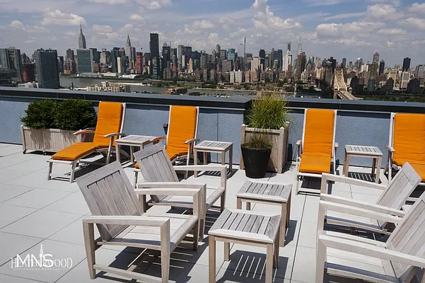 Rented by MNS | media 23