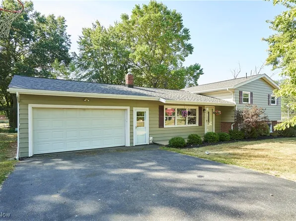 13877 Highview Dr, Dalton, OH 44618