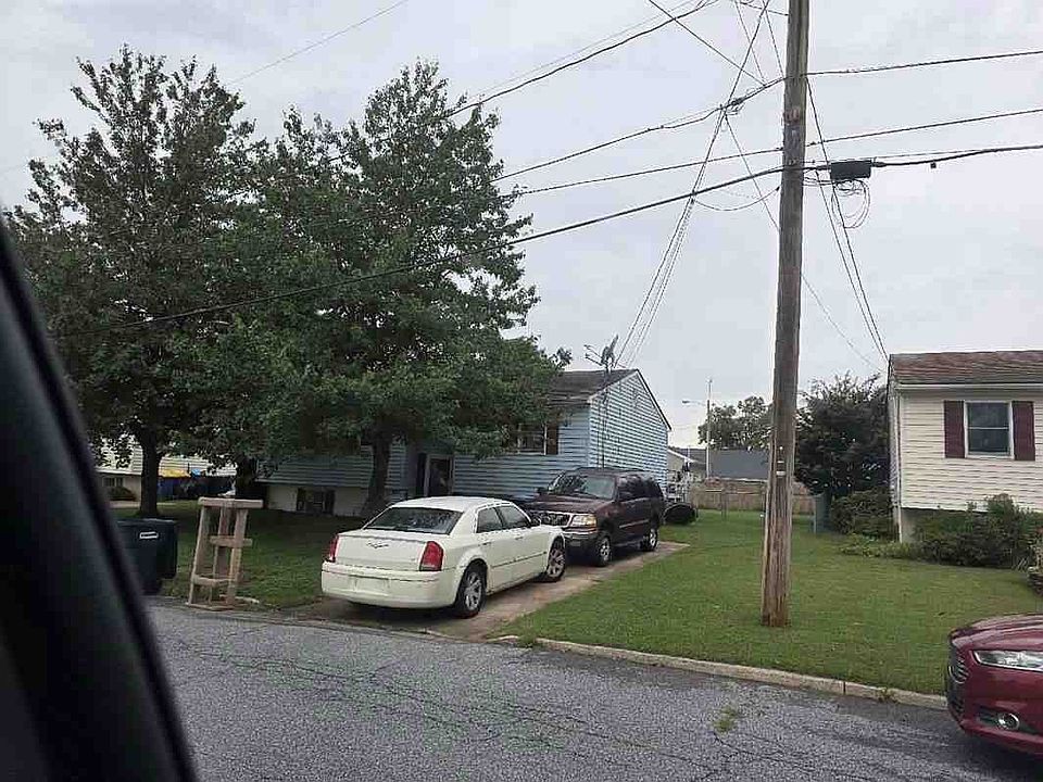 2nd image of 318 W North St