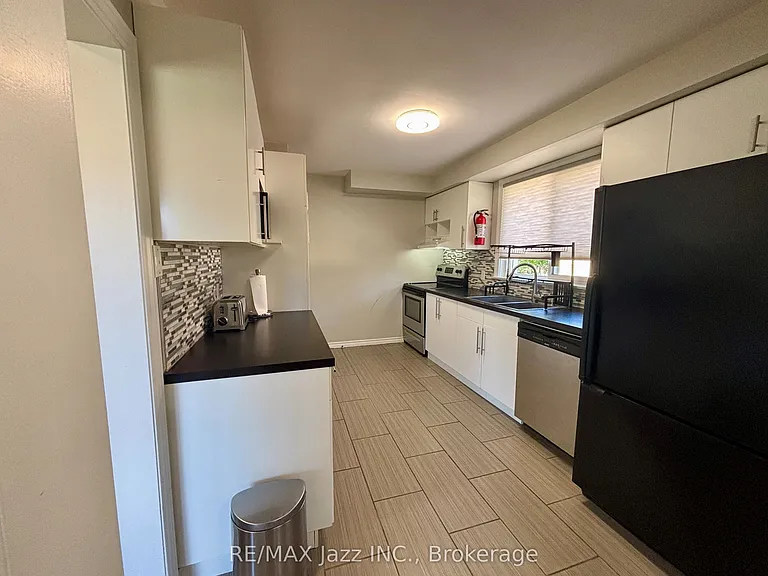 751 Phillip Murray Ave #1 — Photo 7