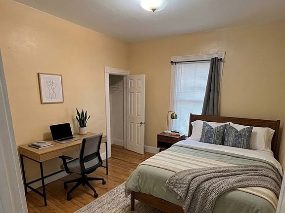 5th image of 188 Highland St