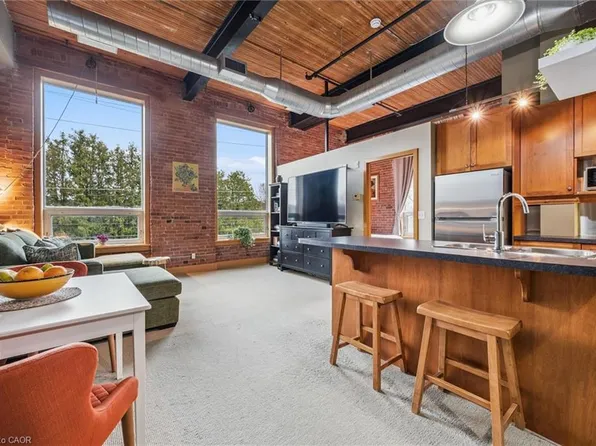 26 Ontario St #227, Guelph, ON N1E 7K1