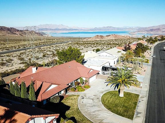 2nd image of 926 Villa Grande Way