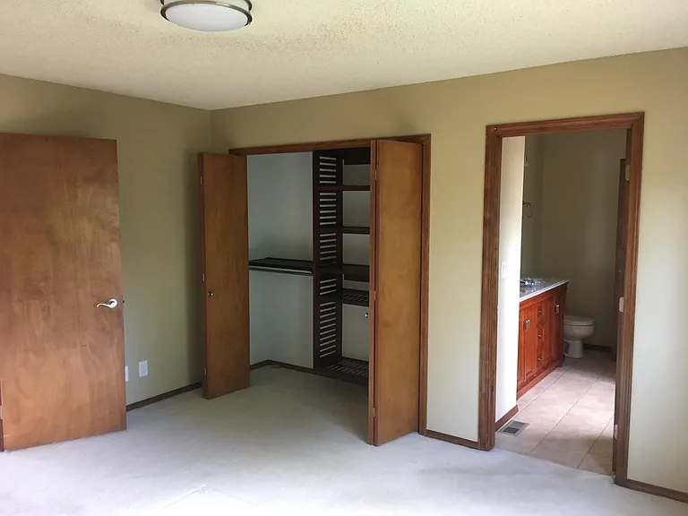4935 Granby Cir — Photo 16