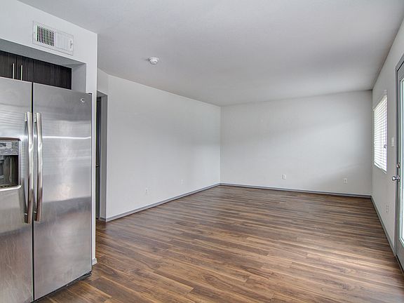 2nd image of 4128 N 22nd St APT 8