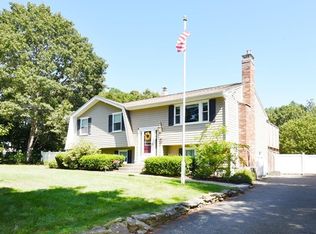 10 Clifton Dr, Kingston, MA 02364