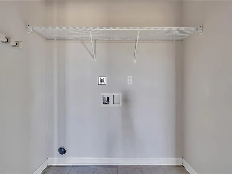 175 Bishops Gate Rd NW — Photo 15