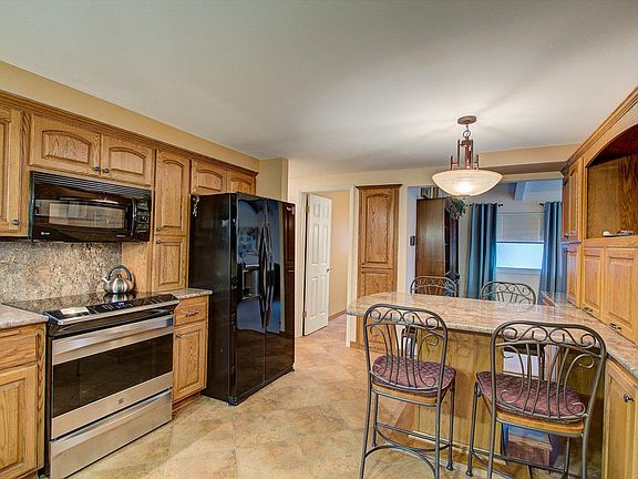 5th image of 1850 Jeffery Ln
