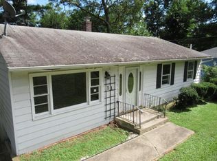 11 Starboard Rd, Hopatcong, NJ 07843