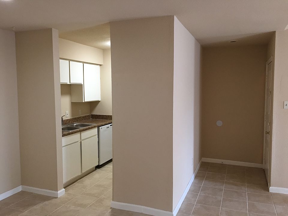 1st image of 10211 Sugar Branch Dr APT 378