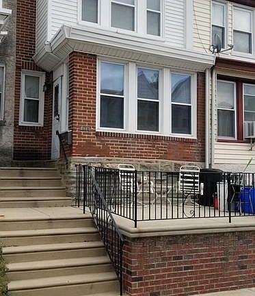 2nd image of 3841 Lawndale St