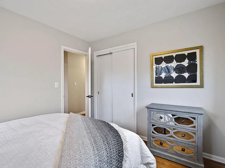 11301 Friar Ln — Photo 19