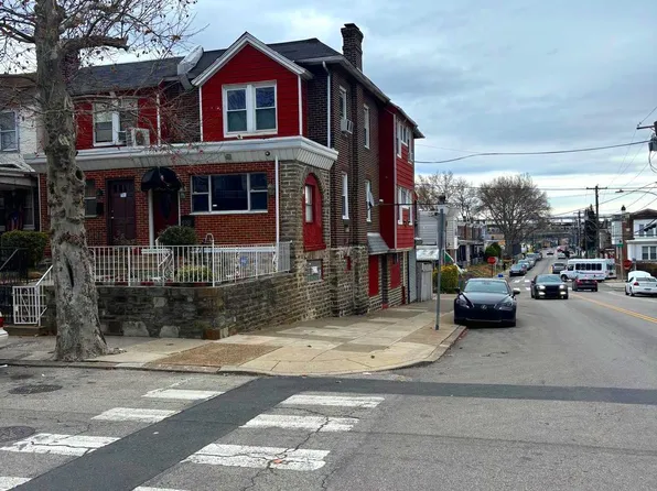 5201 Akron St, Philadelphia, PA 19124