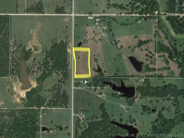 S Bentley Rd, Atoka, OK 74525