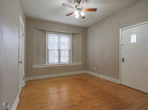5th image of 839 Dunlop Ave #1