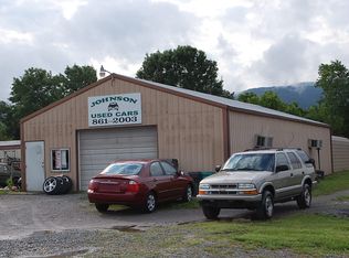 370 Neighborhood Market Ln, Ewing, VA 24248