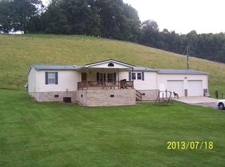 1827 Booker Rd, Castlewood, VA 24224