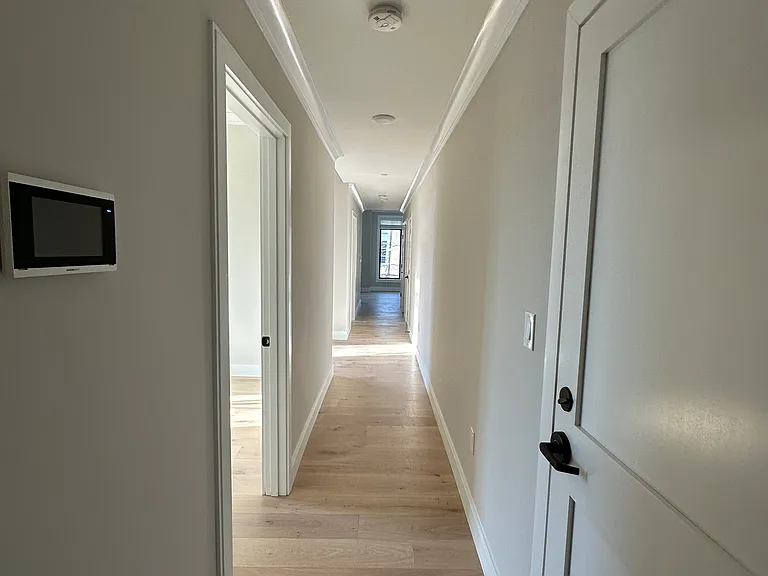 157 Everett St #305E — Photo 6