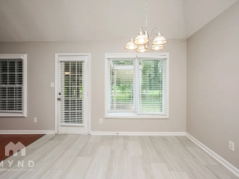 6318 Cheyenne Dr — Photo 8