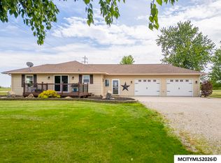 2805 Upper Greene Rd, Marble Rock, IA 50653