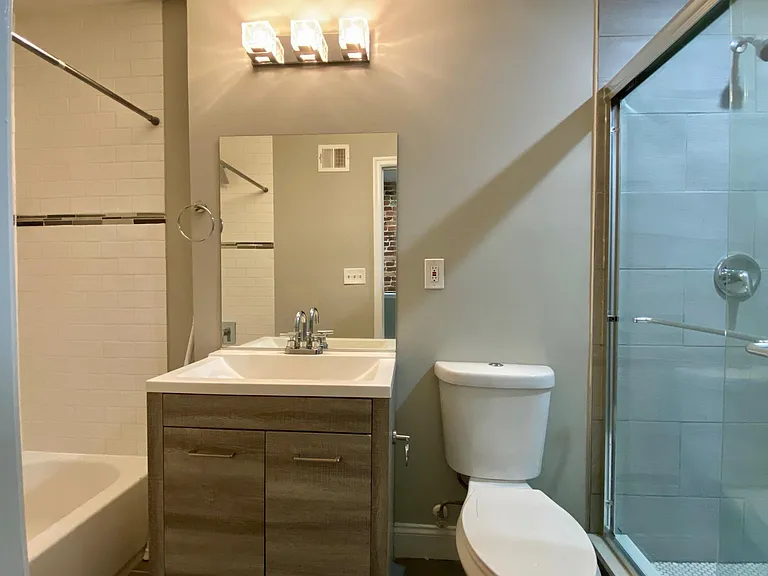 304 S Conkling St — Photo 17
