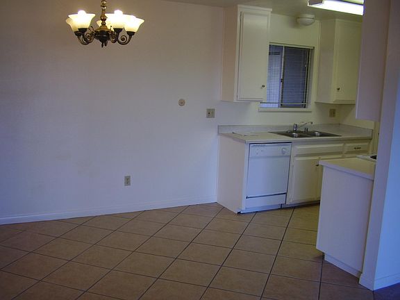 3rd image of 3754 Shasta St APT F