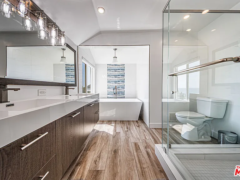 18055 Coastline Dr #2 — Photo 13