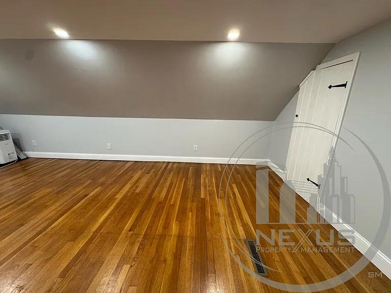 33 Northgate Rd — Photo 33