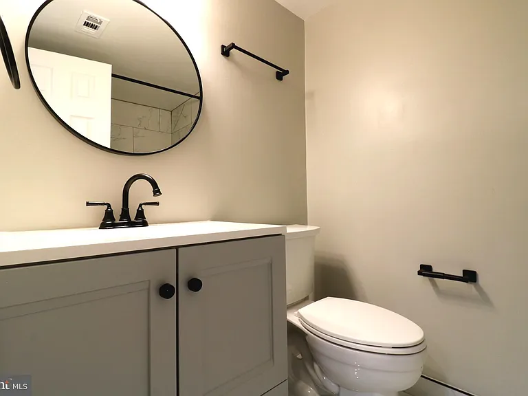 2249 Castle Rock Sq #11C — Photo 18