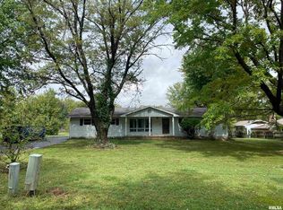 39 Community Ln, Carbondale, IL 62901