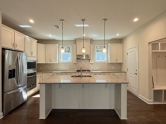 3rd image of 2183 McKenzie Ridge Ln
