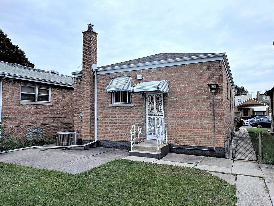 2nd image of 7806 S Damen Ave