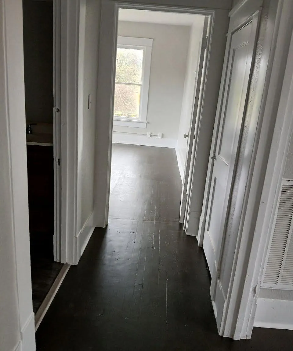 2 bed, 1325 sqft, $800 — Photo 2