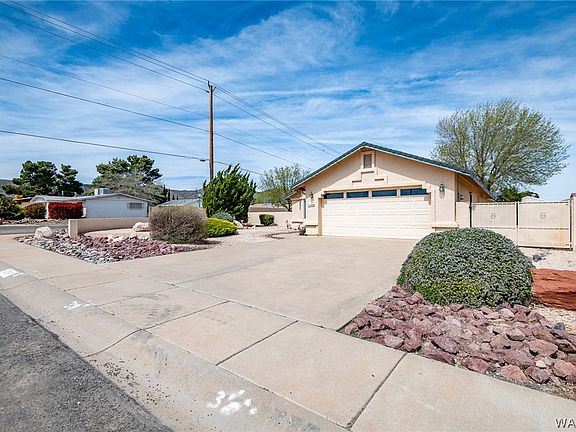 3rd image of 1703 Palo Verde Drive