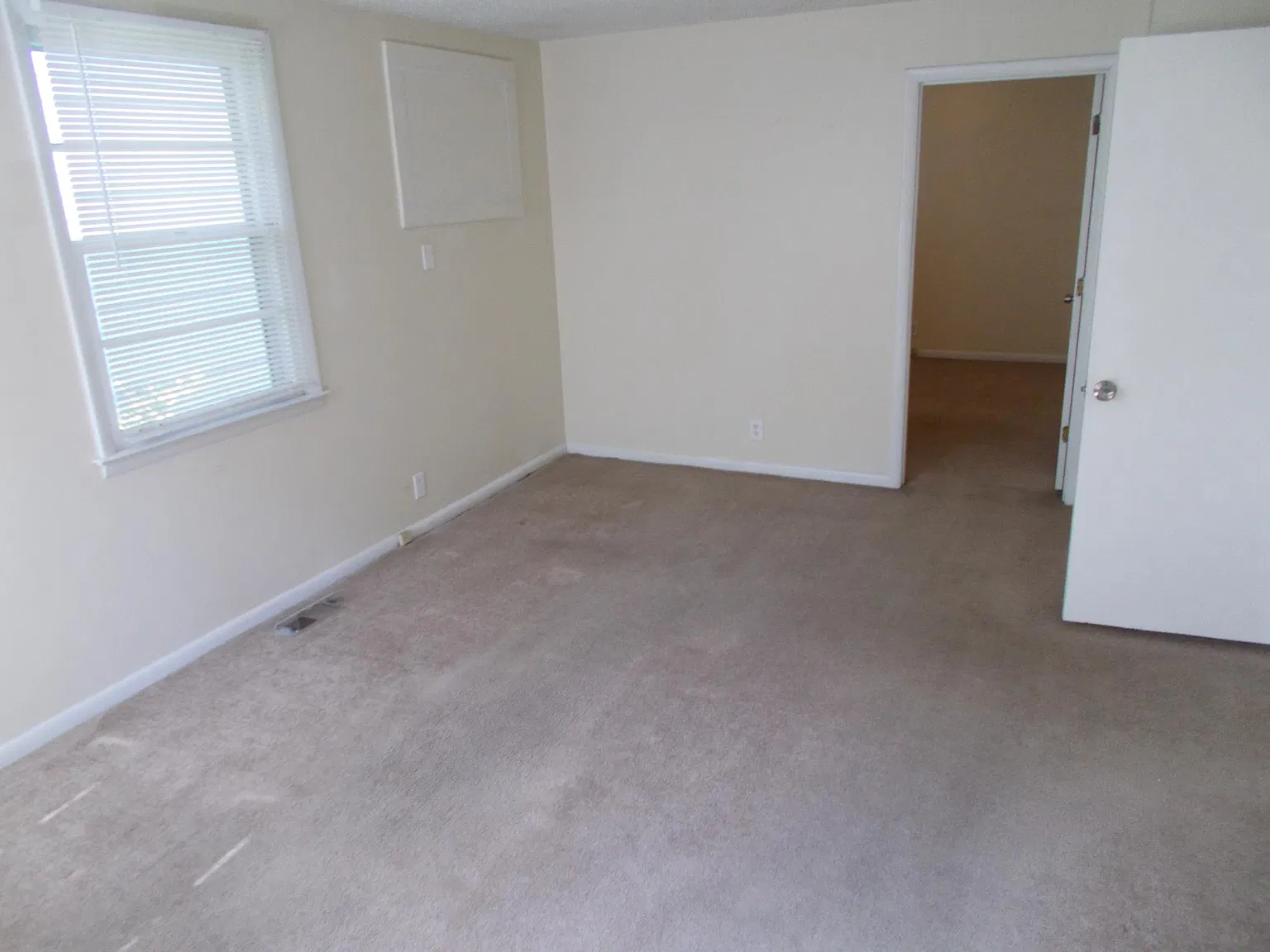 2205 10th Ave S — Photo 3