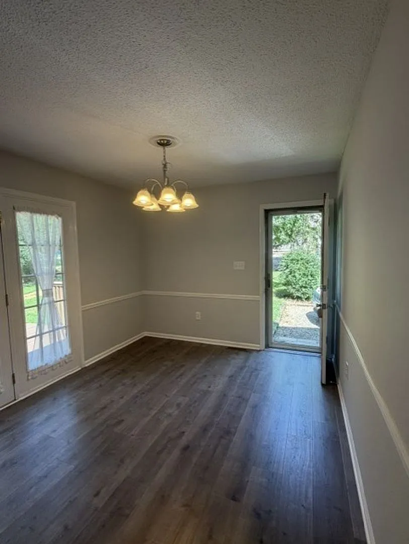 Nature surrounds you in this beautifully updated quiet ranch-style home! — Photo 4
