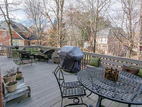 4th image of 3980 Royal Pennon Ct
