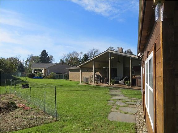 3rd image of 155 Russell Dr