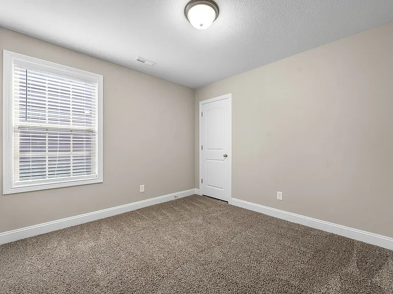 109 Ambridge St — Photo 27