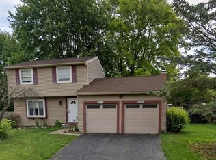 8992 Canoe Dr, Galloway, OH 43119