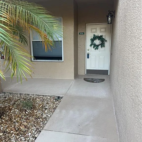 6670 Huntington Lakes Cir #104 — Photo 1