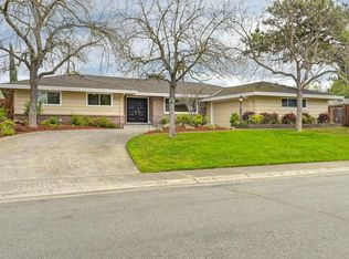 6377 Fordham Way, Sacramento, CA 95831