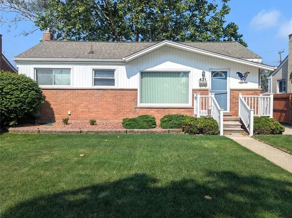 431 Deering St, Garden City, MI 48135