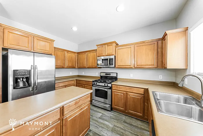 18545 W Sanna St — Photo 8