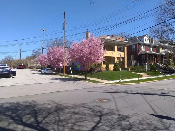 Beautifully Rehabbed Central Oakmont apartment with Old-World charm, 357-359 Washington Ave, Oakmont, PA 15139