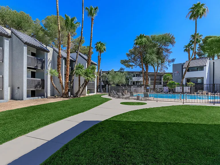 Evoq Apartment Homes — Photo 18