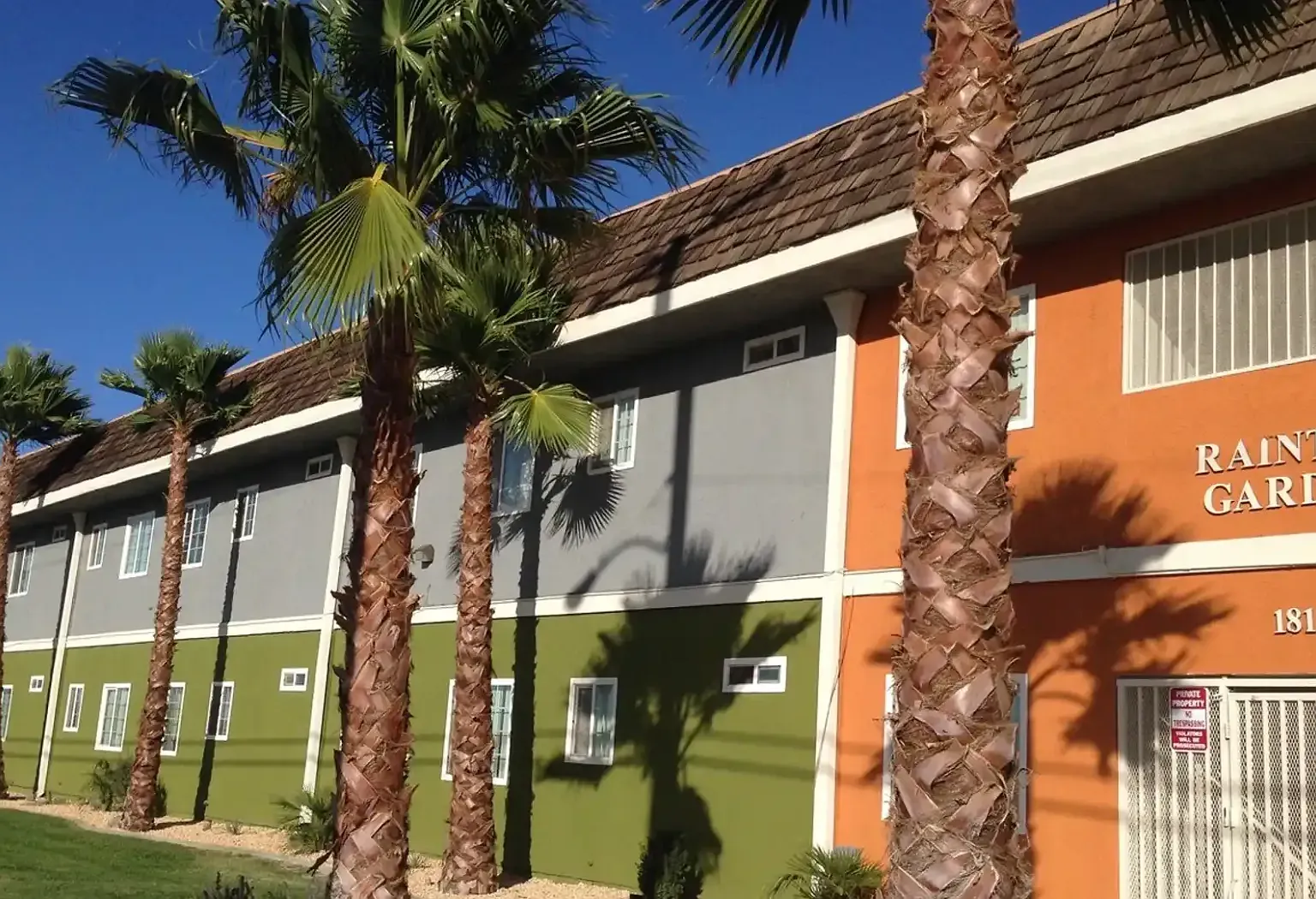 Raintree Garden Apartments — Photo 1